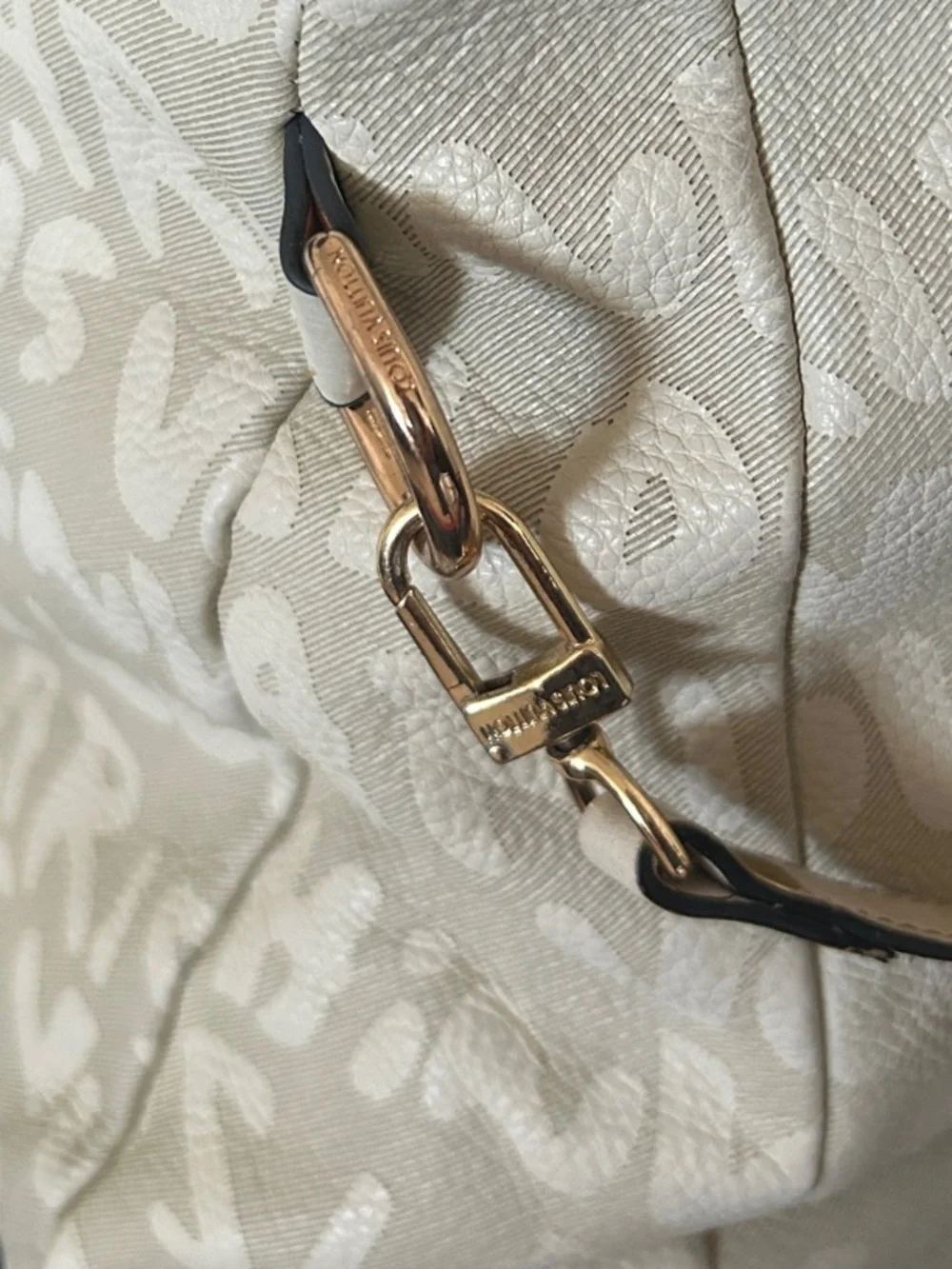 Source Unknown Beige Script-Print Shoulder Bag